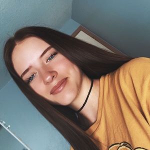 Meet your Posher, Cora